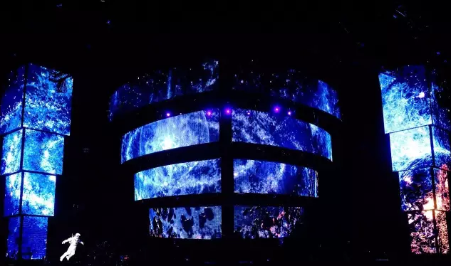 周杰伦“地表最强”演唱会堪称4D高清科幻片